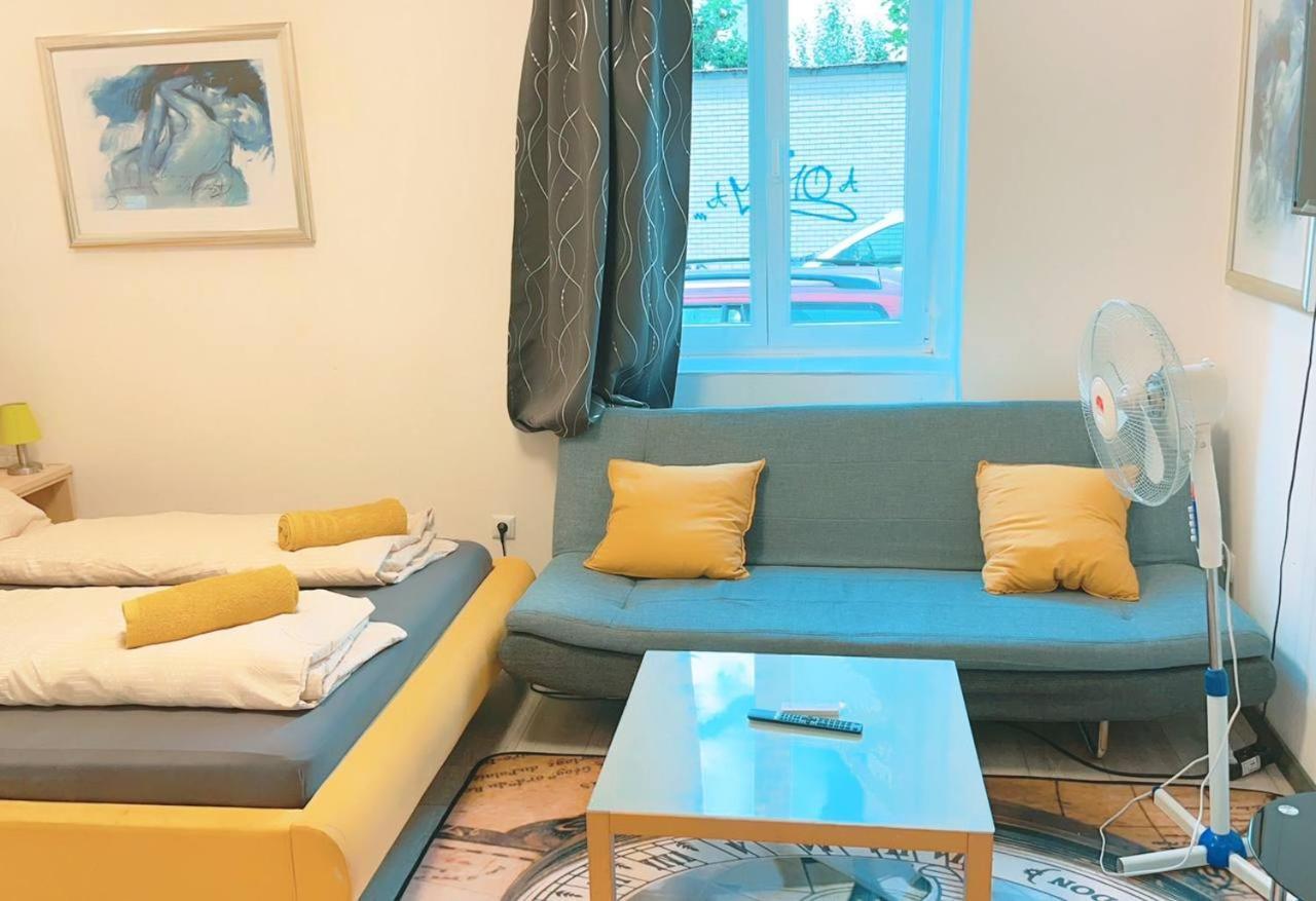 H Comfort Studio 3P Km Vienna Luaran gambar