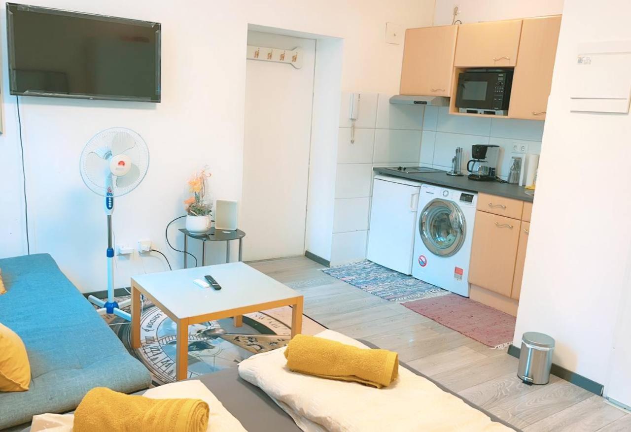 H Comfort Studio 3P Km Vienna Luaran gambar